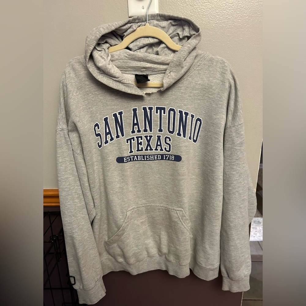 San Antonio, Texas hoodie.  Worn in and comfy!  Size XL.